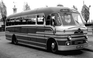 Bedford SBG Yeates Riviera 1954 года